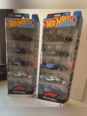 Hot Wheels Formula 1 5-Pack Toy Cars - Black and Blue